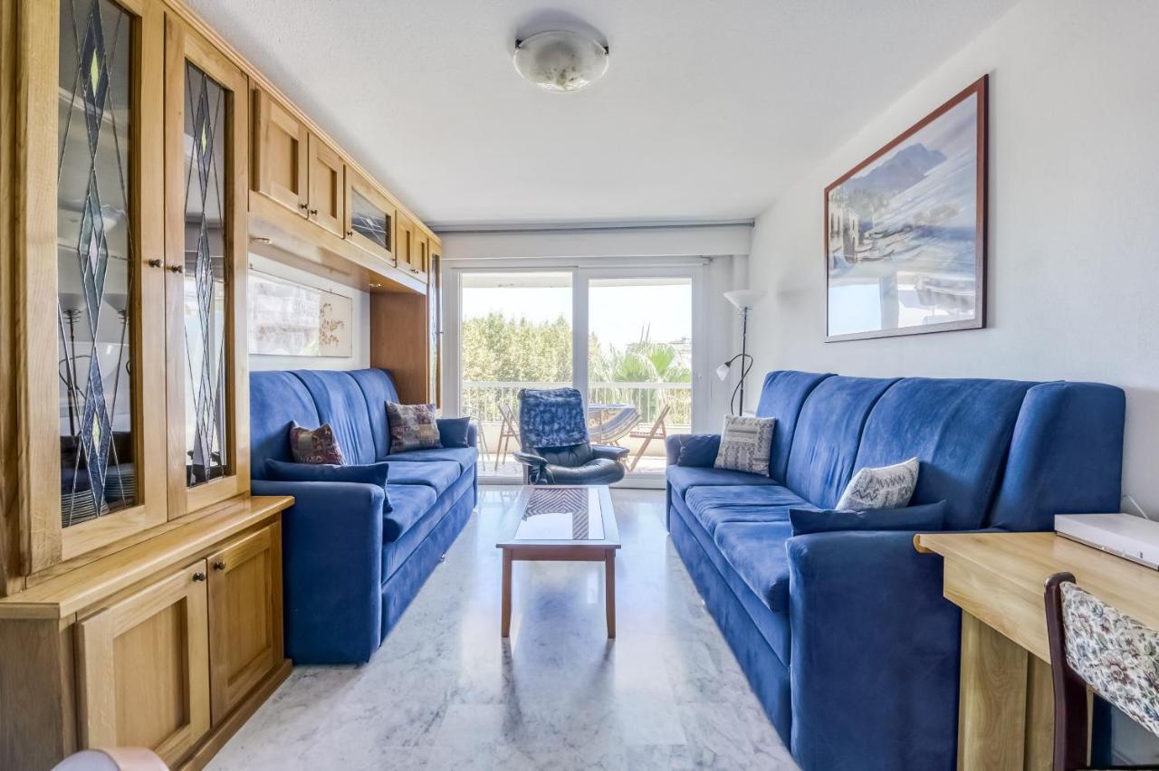 Greeter-appartement Lumineux Avec Vue Sur La *